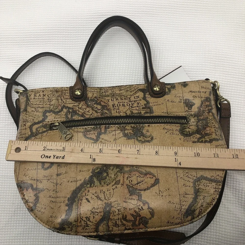 Patricia Nash Tote Bag Fairfold Signature World Print‎ CrossBody Strap